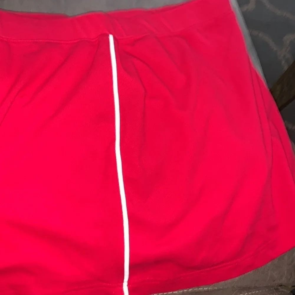PROSPIRIT Red Mini Skort with white Stripes on the side XXL